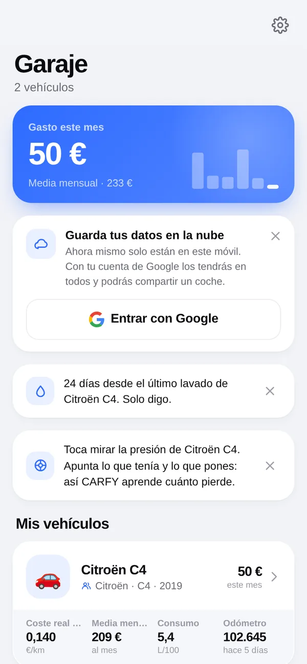 Garaje con el gasto del mes y los vehículos
